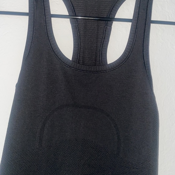 Lululemon run swiftly tank top - Picture 2 of 3